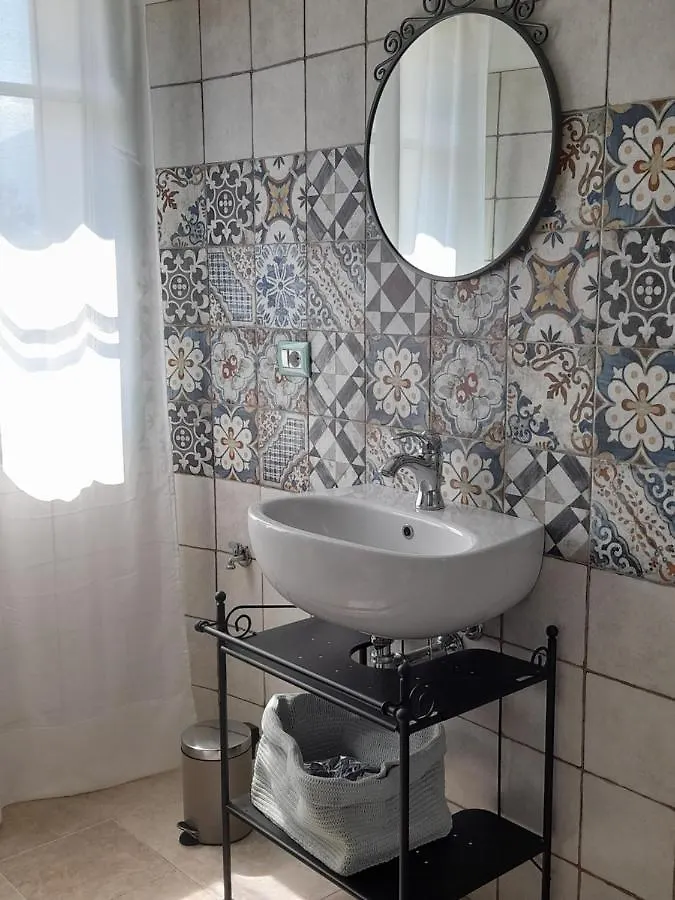 Ape Bianca - Appartamento Rosmarino Colico Apartamento